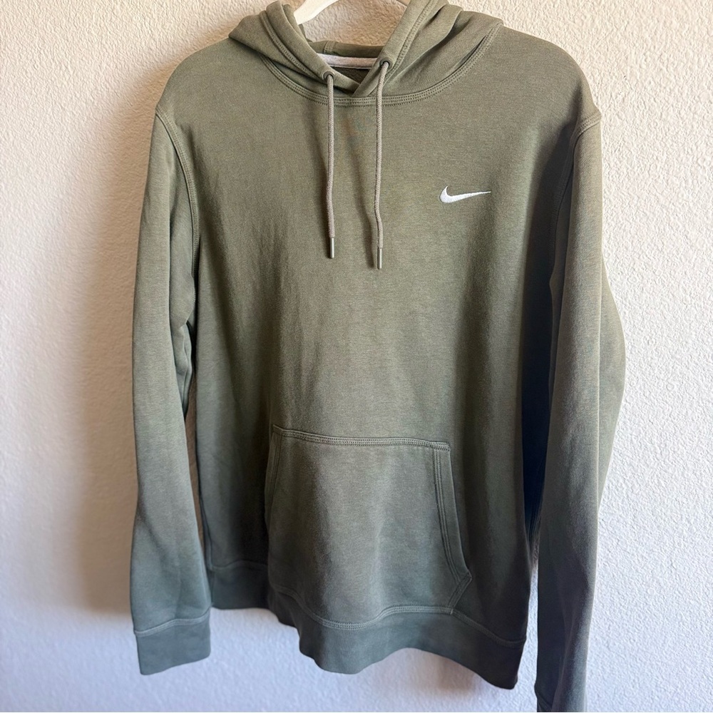 Nike Olive Green Solo Swoosh Hoodie - Loungewear Athleisure Athletic Size L - Picture 2 of 8